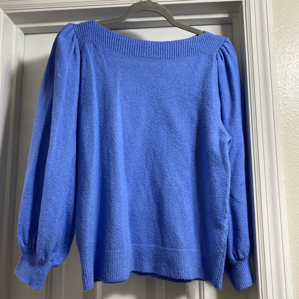 Beautiful blue sweater
